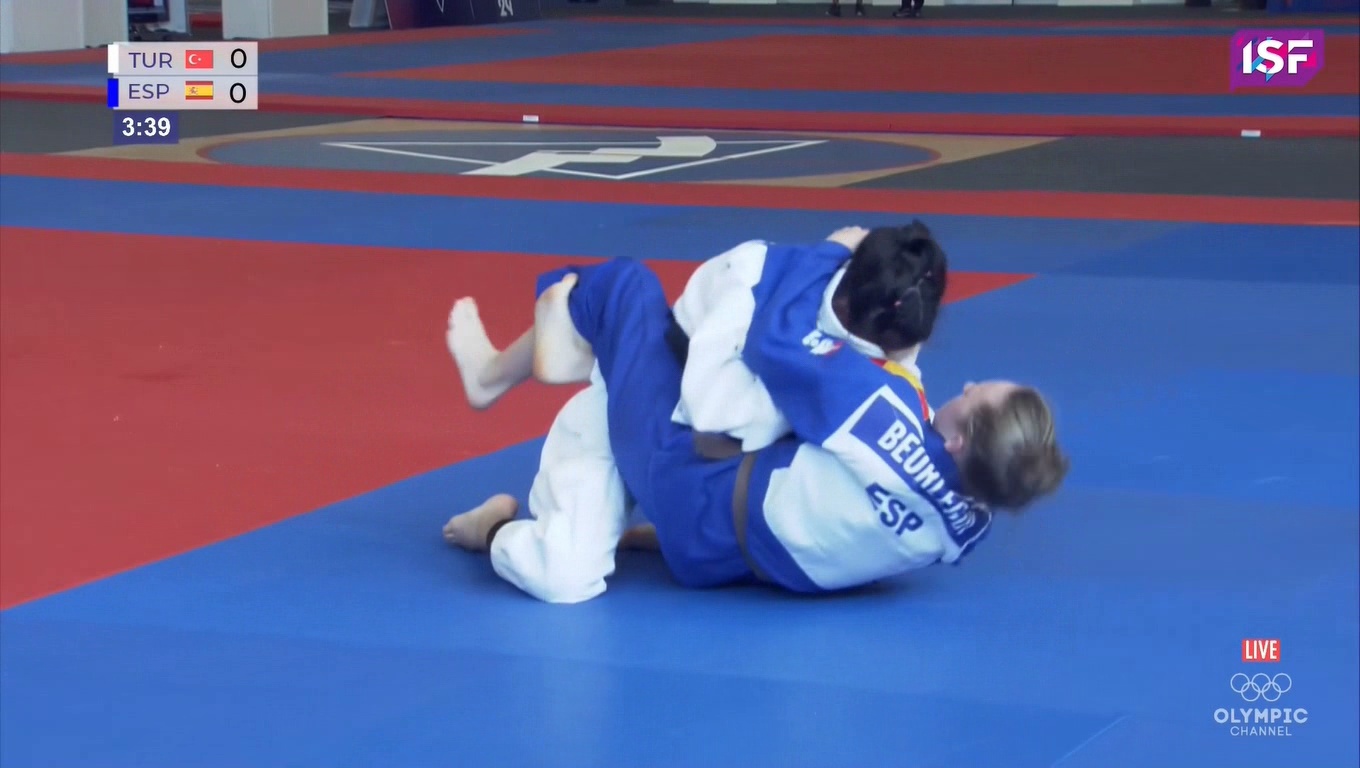 MARTA BEORLEGUI - ORO EN LA GIMNASIADA. NORMANDIA 17-05-22